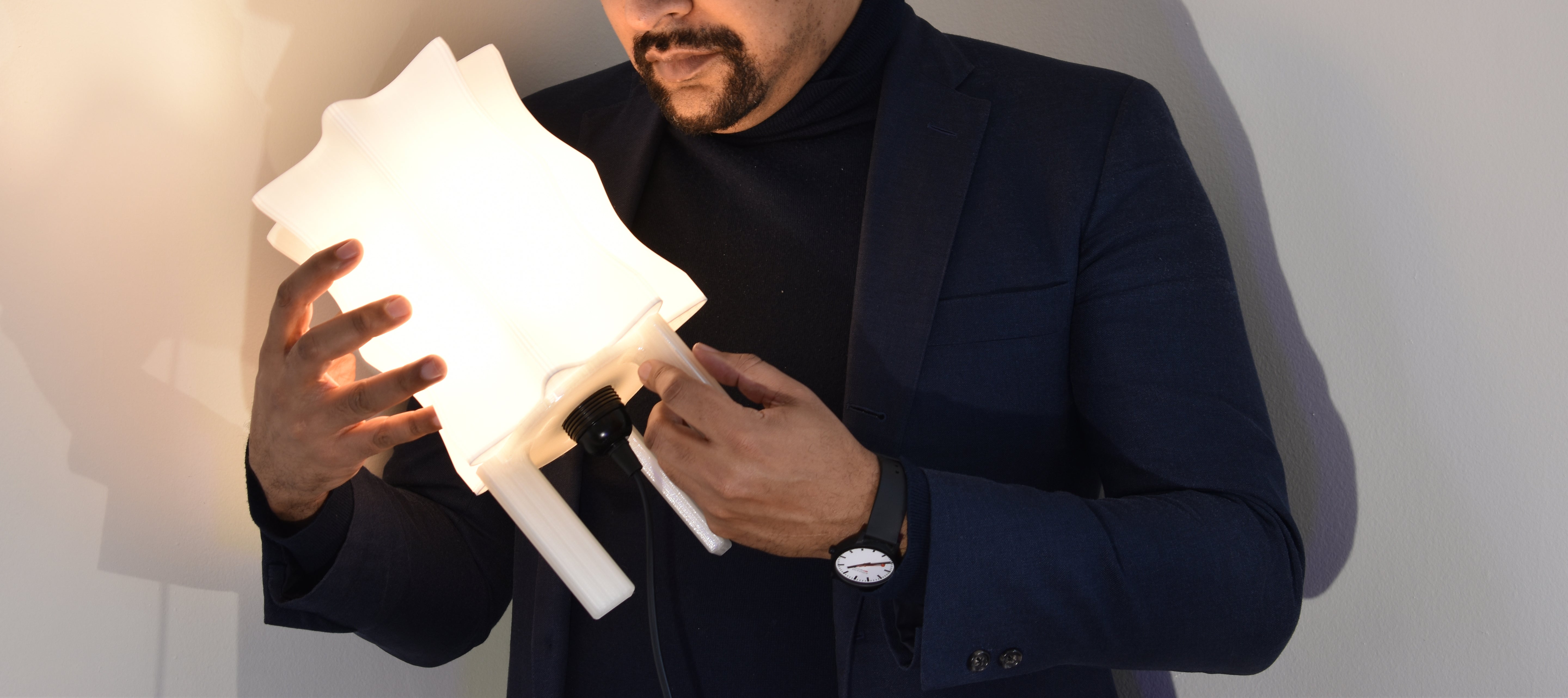 Lightening Flower Lamp